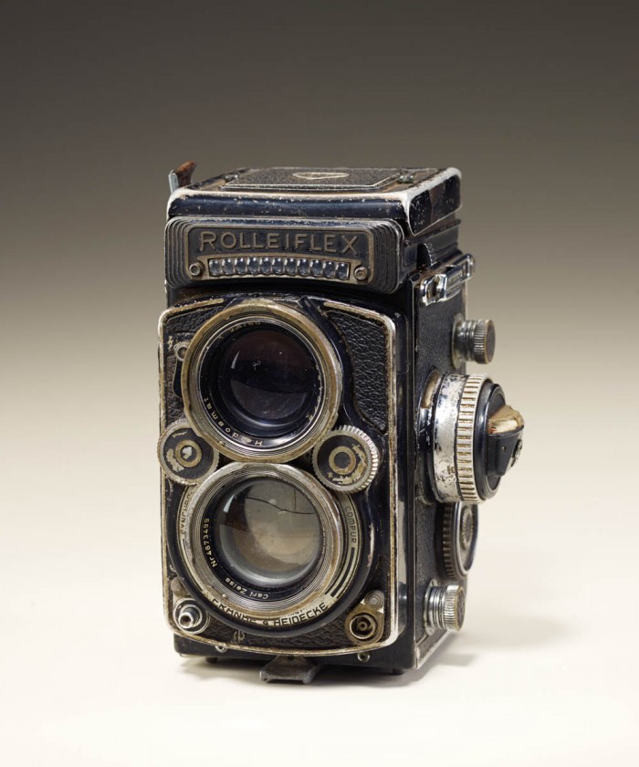 Rolleiflex camera (DBP 2.8F/Synchro Compur)