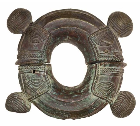 Ring with Knobs (Nitien)
